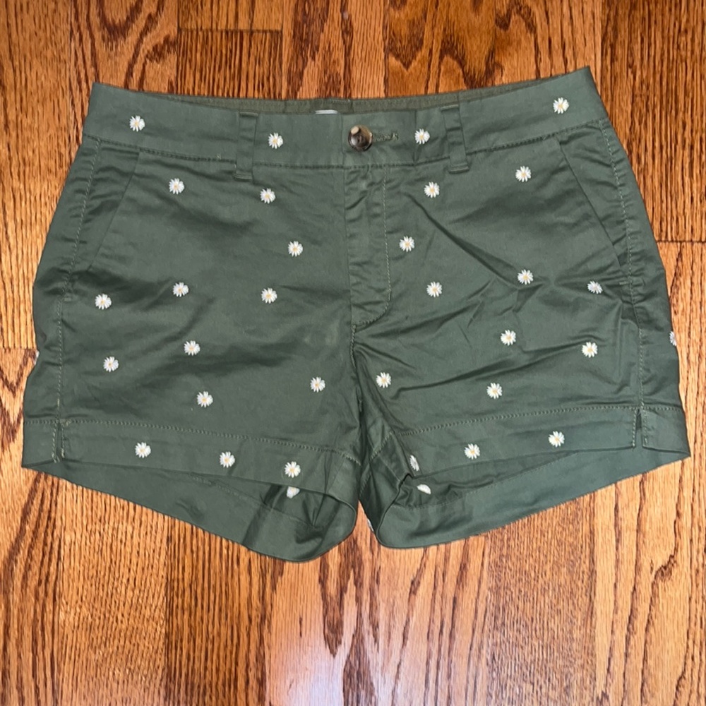 Green flower shorts
